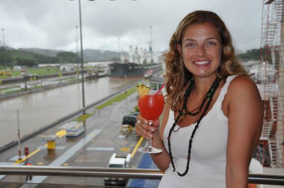 Visitando em grande estilo o Canal do Panamá, ao lado da capital do país, a Cidade do Panamá